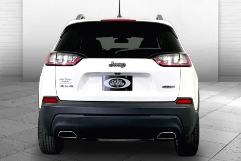 Another view of 2019 Jeep Cherokee Latitude for sale in Lee's Summit, MO at Cable Dahmer Kia of Lee's Summit