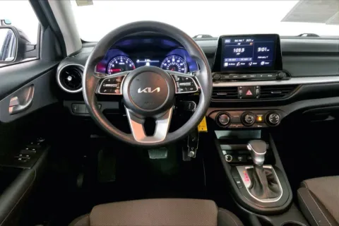 More photos of 2024 Kia Forte LXS at Cable Dahmer Kia of Lee's Summit, MO