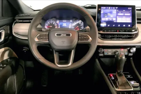 More photos of 2024 Jeep Compass Limited at Cable Dahmer Kia of Lee's Summit, MO