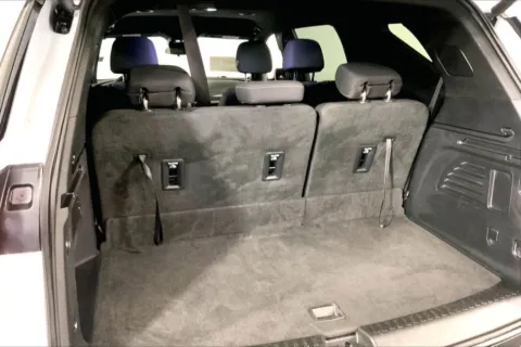 More photos of 2024 CHEVROLET TRAVERSE FWD LT at Cable Dahmer Kia of Lee's Summit, MO