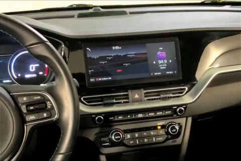 More photos of 2022 Kia Niro EV EX Premium at Cable Dahmer Kia of Lee's Summit, MO