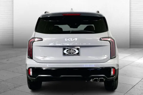 Another view of 2024 Kia Telluride EX X-Line for sale in Lee's Summit, MO at Cable Dahmer Kia of Lee's Summit