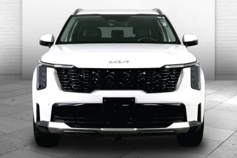 Photos of 2024 Kia Sorento S for sale in Lee's Summit, MO at Cable Dahmer Kia of Lee's Summit