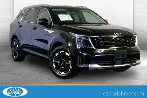 Black 2024 Kia Sorento S for sale in Lee's Summit, MO