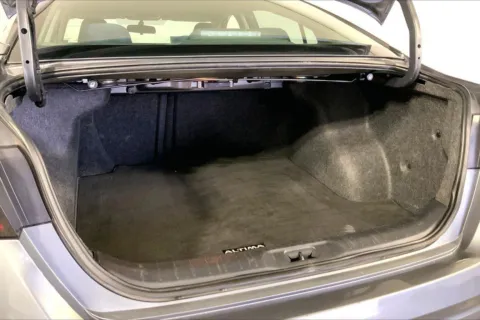 More photos of 2020 Nissan Altima 2.5 S at Cable Dahmer Kia of Lee's Summit, MO