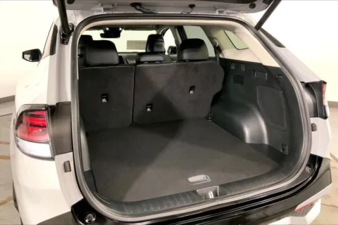 More photos of 2023 Kia Sportage SX-Prestige at Cable Dahmer Kia of Lee's Summit, MO