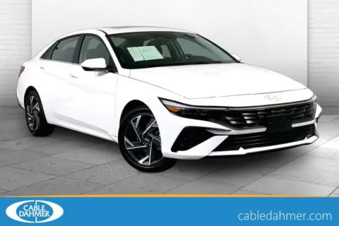White 2025 Hyundai Elantra SEL Convenience for sale in Lee's Summit, MO