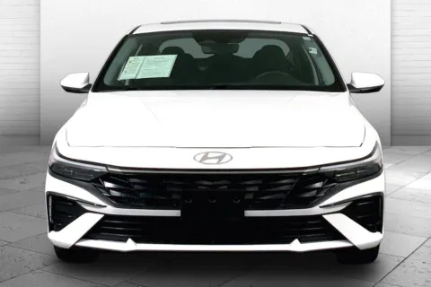 Photos of 2025 Hyundai Elantra SEL Convenience for sale in Lee's Summit, MO at Cable Dahmer Kia of Lee's Summit