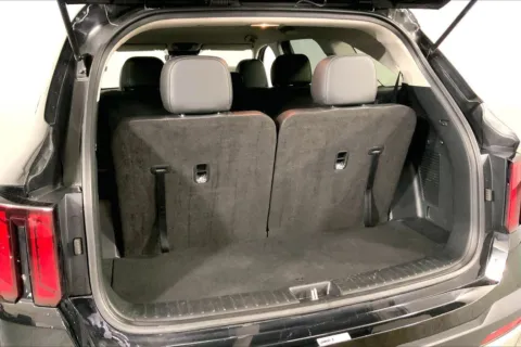 More photos of 2024 Kia Sorento S at Cable Dahmer Kia of Lee's Summit, MO