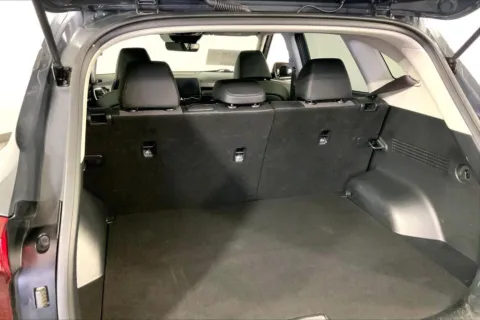 More photos of 2025 Kia Seltos S at Cable Dahmer Kia of Lee's Summit, MO