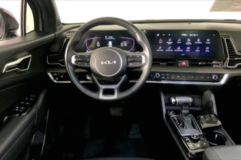 More photos of 2023 Kia Sportage X-Line at Cable Dahmer Kia of Lee's Summit, MO