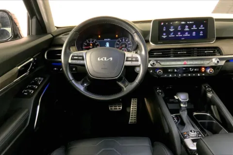 More photos of 2022 Kia Telluride SX at Cable Dahmer Kia of Lee's Summit, MO