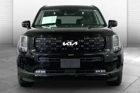 Photos of 2022 Kia Telluride SX for sale in Lee's Summit, MO at Cable Dahmer Kia of Lee's Summit