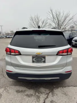 More photos of 2022 Chevrolet Equinox LT at Cable Dahmer Kia of Lee's Summit, MO