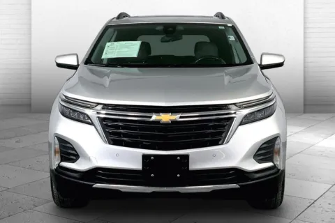 Photos of 2022 Chevrolet Equinox LT for sale in Lee's Summit, MO at Cable Dahmer Kia of Lee's Summit