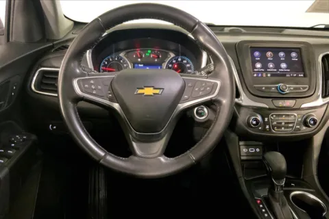 More photos of 2022 Chevrolet Equinox LT at Cable Dahmer Kia of Lee's Summit, MO