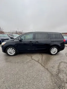 Photos of 2017 Kia Sedona EX for sale in Lee's Summit, MO at Cable Dahmer Kia of Lee's Summit