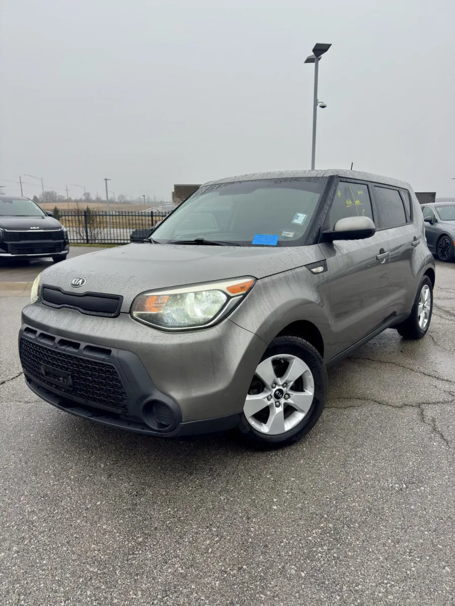 Gray 2014 Kia Soul for sale in Lee's Summit, MO