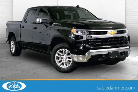 Black 2023 Chevrolet Silverado 1500 LT for sale in Lee's Summit, MO