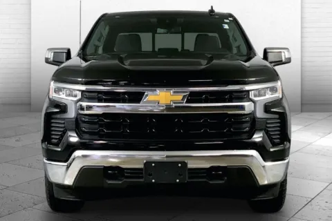 Photos of 2023 Chevrolet Silverado 1500 LT for sale in Lee's Summit, MO at Cable Dahmer Kia of Lee's Summit