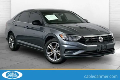 Gray 2019 Volkswagen Jetta R-Line for sale in Lee's Summit, MO