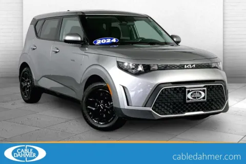 Gray 2024 Kia Soul LX for sale in Lee's Summit, MO