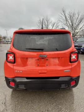 More photos of 2018 Jeep Renegade Latitude at Cable Dahmer Kia of Lee's Summit, MO