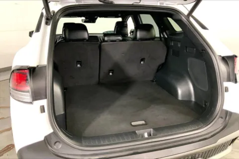 More photos of 2024 Kia Sportage X-Pro at Cable Dahmer Kia of Lee's Summit, MO