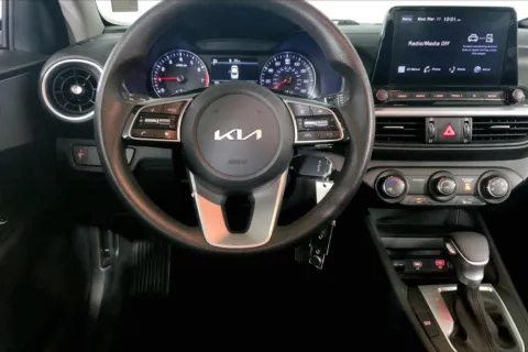 More photos of 2024 Kia Forte LXS at Cable Dahmer Kia of Lee's Summit, MO