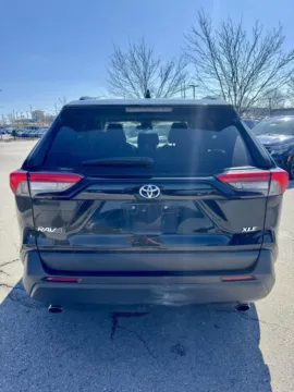 More photos of 2019 Toyota RAV4 XLE at Cable Dahmer Kia of Lee's Summit, MO