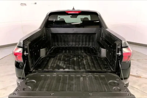 More photos of 2024 Hyundai Santa Cruz SEL at Cable Dahmer Kia of Lee's Summit, MO