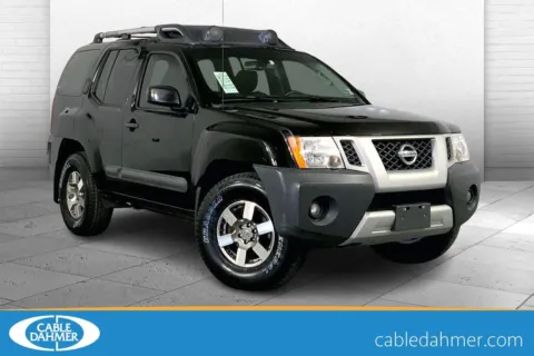 Black 2013 Nissan Xterra Pro-4X for sale in Lee's Summit, MO