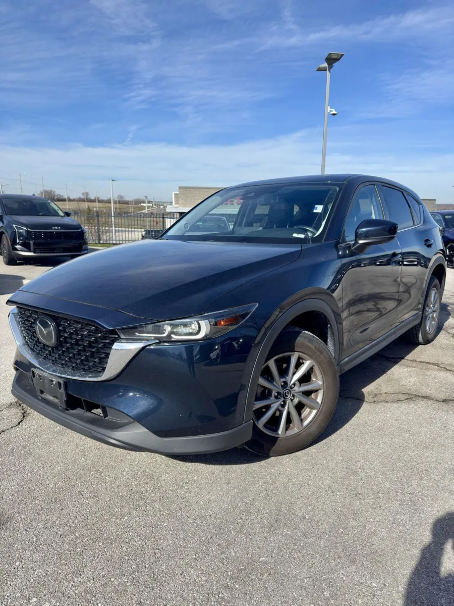 Blue 2022 Mazda Mazda CX-5 2.5 S Preferred Package for sale in Lee's Summit, MO