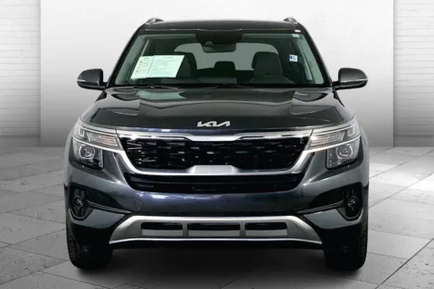 Photos of 2023 Kia Seltos S for sale in Lee's Summit, MO at Cable Dahmer Kia of Lee's Summit