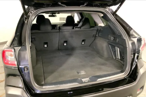 More photos of 2024 Subaru Outback Premium at Cable Dahmer Kia of Lee's Summit, MO