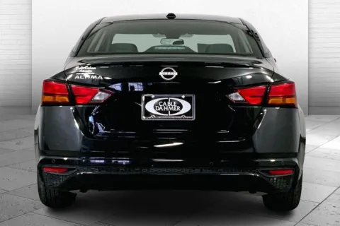 Another view of 2025 Nissan Altima SV for sale in Lee's Summit, MO at Cable Dahmer Kia of Lee's Summit