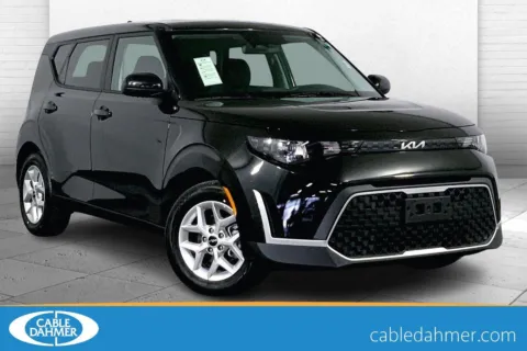 Black 2025 Kia Soul LX for sale in Lee's Summit, MO