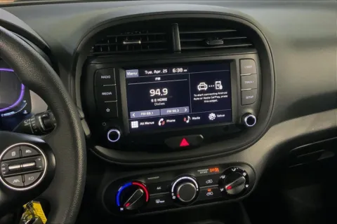 More photos of 2023 Kia Soul LX at Cable Dahmer Kia of Lee's Summit, MO