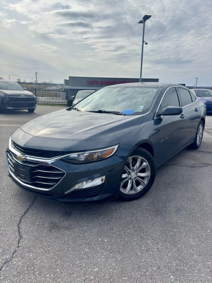 Gray 2021 Chevrolet Malibu LT for sale in Lee's Summit, MO