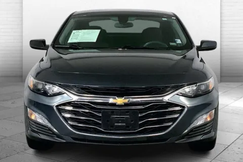 Photos of 2021 Chevrolet Malibu LT for sale in Lee's Summit, MO at Cable Dahmer Kia of Lee's Summit