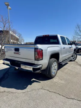 More photos of 2018 GMC Sierra 1500 SLT at Cable Dahmer Kia of Lee's Summit, MO