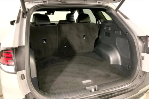 More photos of 2023 Kia Sportage X-Pro Prestige at Cable Dahmer Kia of Lee's Summit, MO