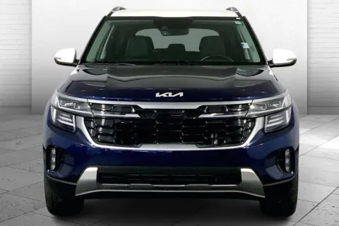 Photos of 2024 Kia Seltos SX for sale in Lee's Summit, MO at Cable Dahmer Kia of Lee's Summit