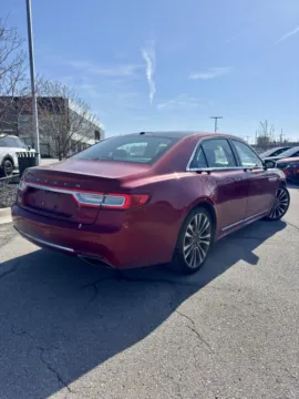 More photos of 2017 Lincoln Continental Reserve at Cable Dahmer Kia of Lee's Summit, MO