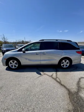 Photos of 2018 Honda Odyssey EX-L for sale in Lee's Summit, MO at Cable Dahmer Kia of Lee's Summit