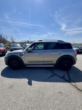 Photos of 2018 MINI Countryman Cooper S E for sale in Lee's Summit, MO at Cable Dahmer Kia of Lee's Summit