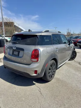 More photos of 2018 MINI Countryman Cooper S E at Cable Dahmer Kia of Lee's Summit, MO