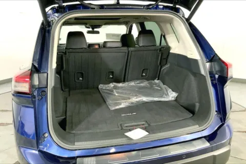 More photos of 2025 Nissan Rogue SV at Cable Dahmer Kia of Lee's Summit, MO