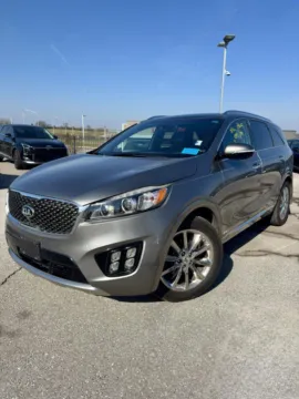 Silver 2016 Kia Sorento SXL for sale in Lee's Summit, MO
