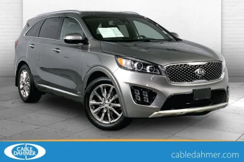 Silver 2016 Kia Sorento SXL for sale in Lee's Summit, MO